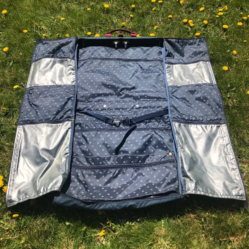 BOYT WALK IN CLOSET TRAVEL LUGGAGE BAG CARRY ON